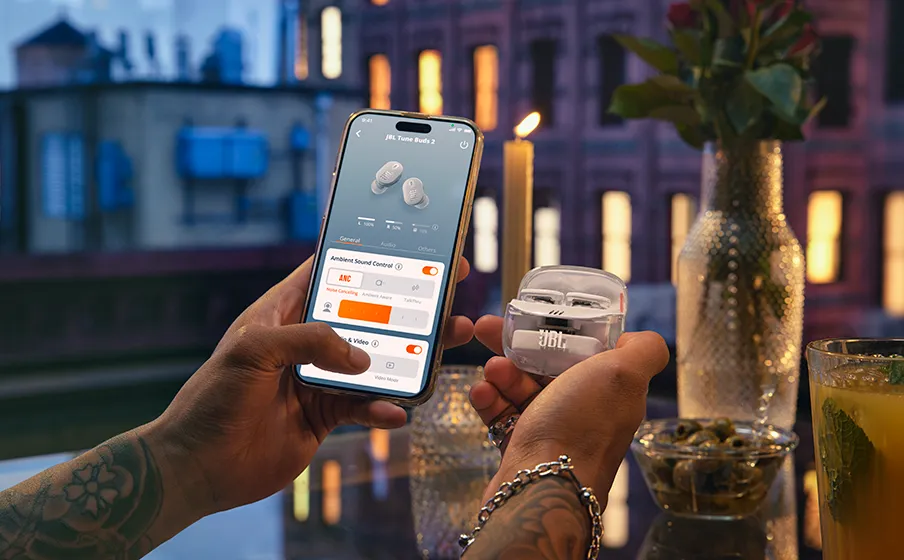 JBL Tune Buds 2 Ghost Edition